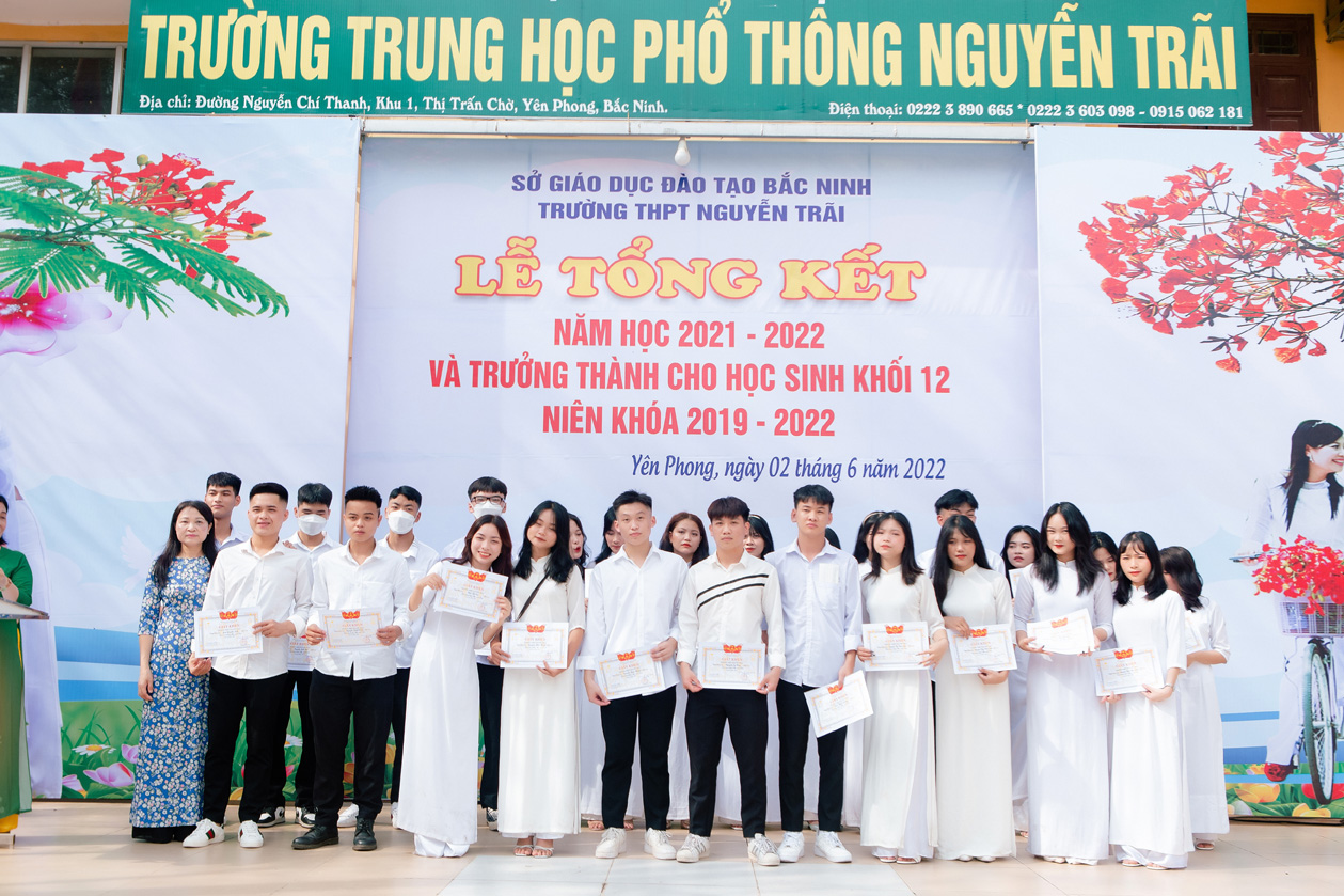 Lễ Bế Giảng Trường THPT Nguyễn Trãi Bắc Ninh 2022